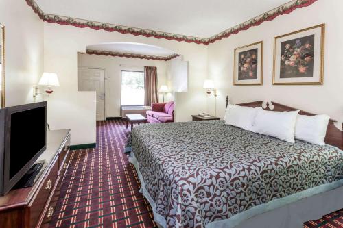 Фотография гостиницы Days Inn by Wyndham Jackson