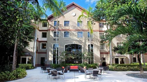 Фотография гостиницы Sonesta ES Suites Fort Lauderdale Plantation