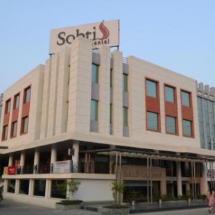 Фотография гостиницы Sobti Continental Bareilly