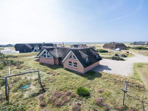 Фотографии гостевого дома 
            Holiday home Blåvand CCXXIV