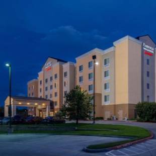 Фотографии гостиницы 
            Fairfield Inn and Suites by Marriott San Antonio Northeast / Schertz / RAFB