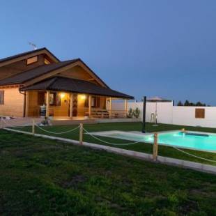 Фотографии гостевого дома 
            Casa Rural Madera y Miel