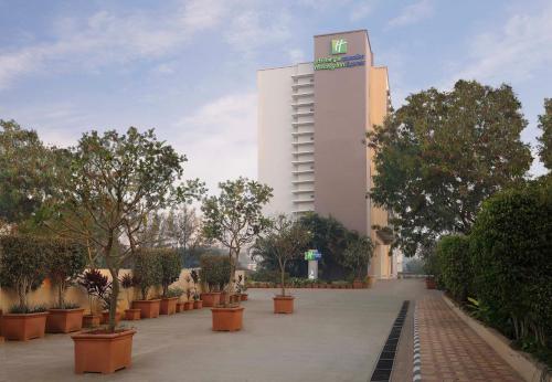 Фотографии гостиницы 
            Holiday Inn Express Pune Hinjewadi, an IHG Hotel