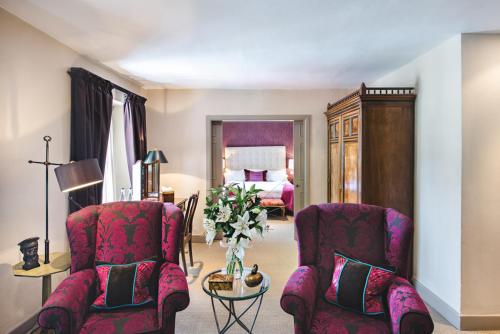 Фотография гостиницы The Feathers