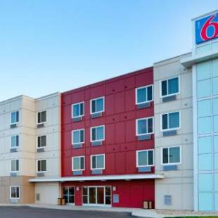 Фотографии гостиницы 
            Motel 6-Swift Current, SK