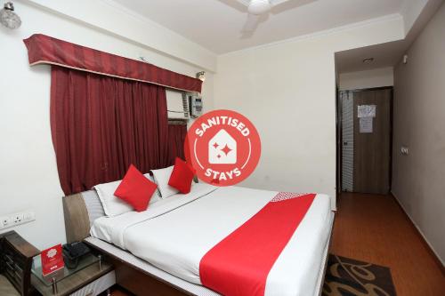 Фотография гостиницы Capital O 12682 Hotel Relax