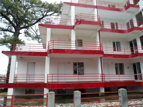 Фотография гостиницы Beach House Hotel