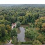 Фотография гостевого дома Nid dans la forêt