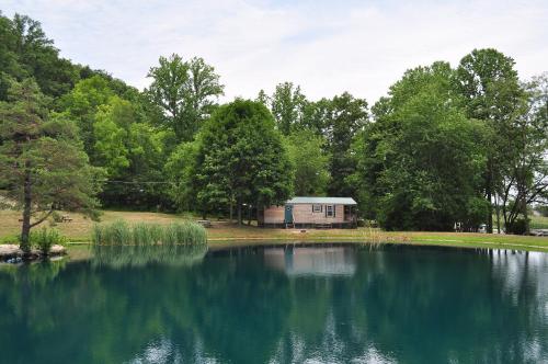 Фотография базы отдыха Spring Gulch Lakefront Park Model 5