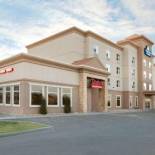 Фотография гостиницы Days Inn & Suites by Wyndham Edmonton Airport