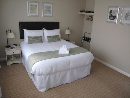 Фотография мини отеля Oak Tree Lodge & Holiday Parking