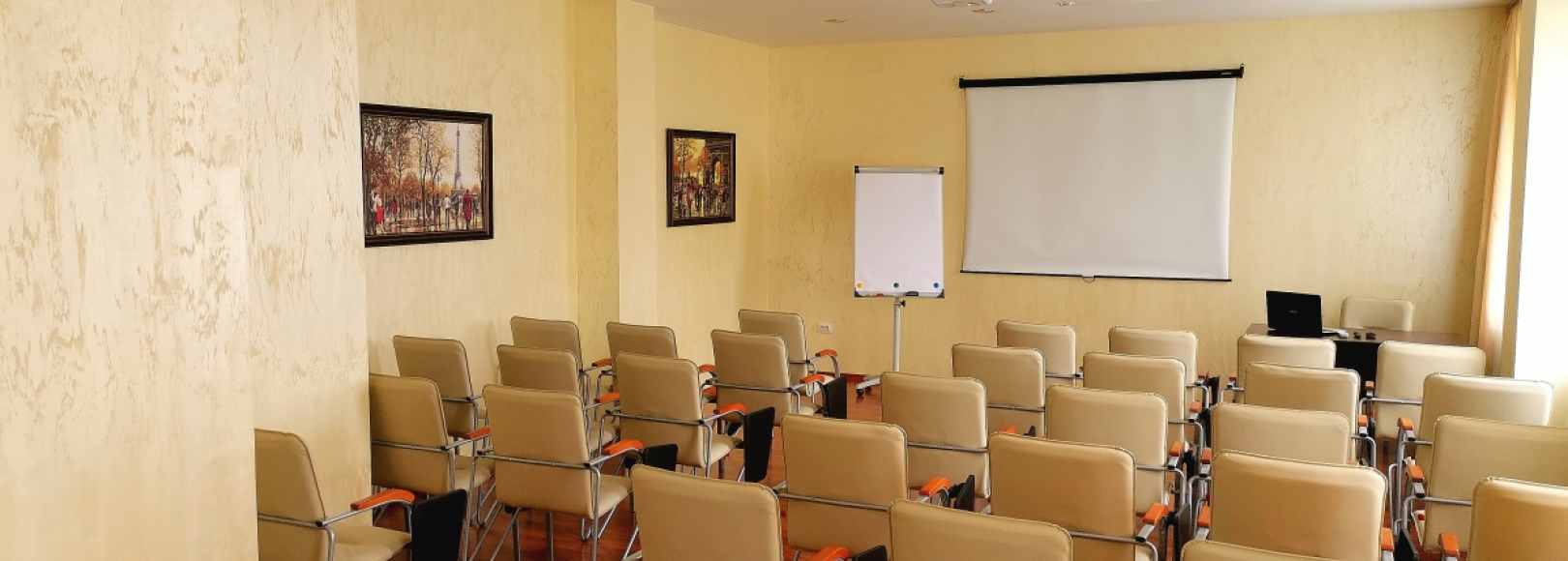 Фотография конференц-зала Малый конференц-зал