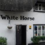 Фотография мини отеля White Horse Inn
