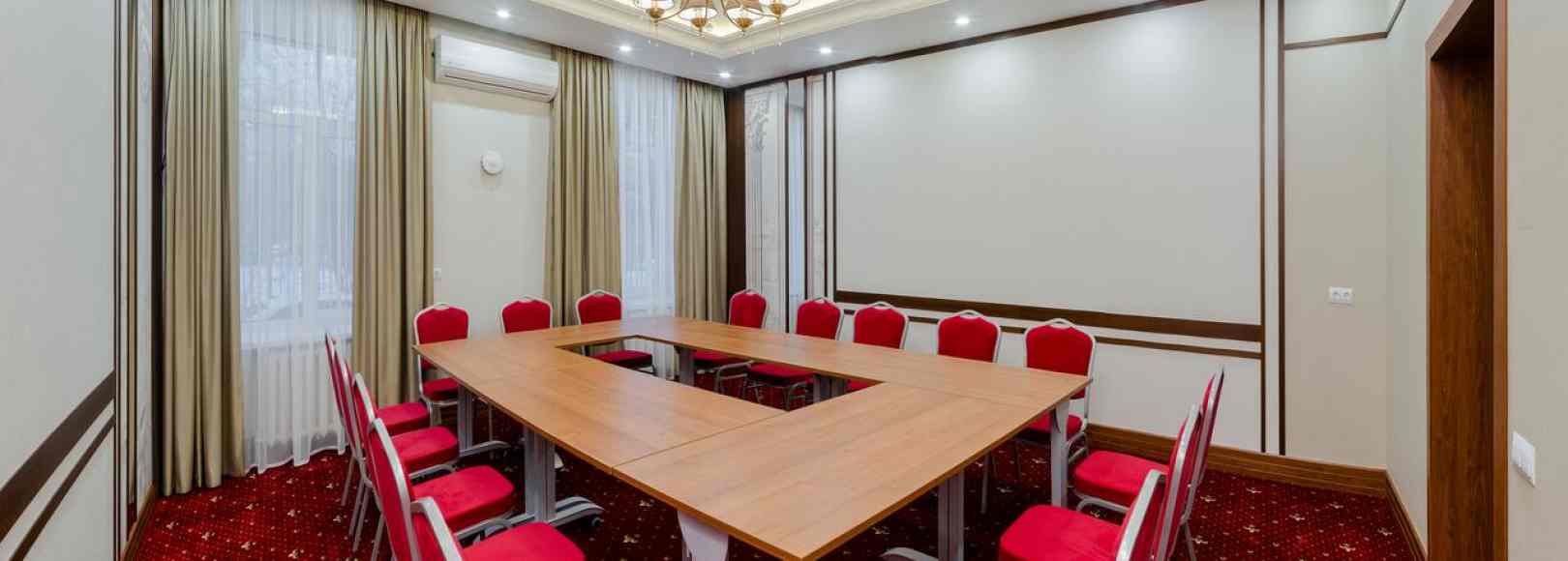 Фотография конференц-зала МашБах