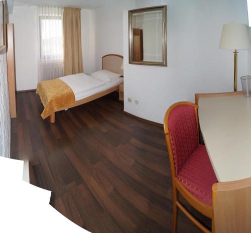 Фотография гостиницы Eifel Hotel Haus West