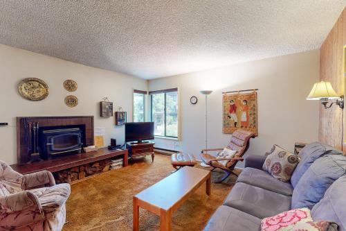 Фотография гостевого дома Fireside at the Village