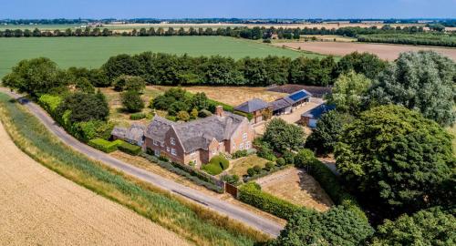 Фотография гостевого дома Old Hall Country Breaks