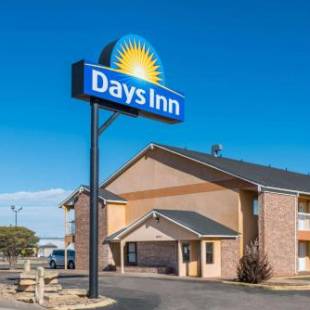 Фотографии гостиницы 
            Days Inn by Wyndham Russell