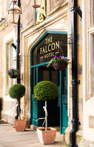 Фотография гостиницы The Falcon Hotel