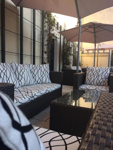 Фотография гостиницы Hôtel Henry II Beaune Centre