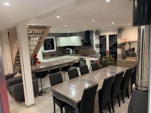 Фотография гостевого дома Chalet Fresse-sur-Moselle, 6 pièces, 12 personnes - FR-1-589-313