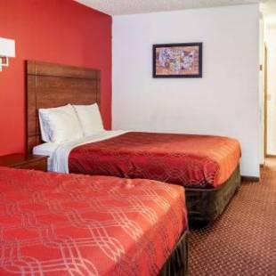 Фотографии гостиницы 
            Econo Lodge Prineville