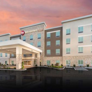 Фотография гостиницы Best Western Plus St. Louis Airport Hotel