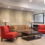 Фотография гостиницы Days Inn & Suites by Wyndham Denver International Airport