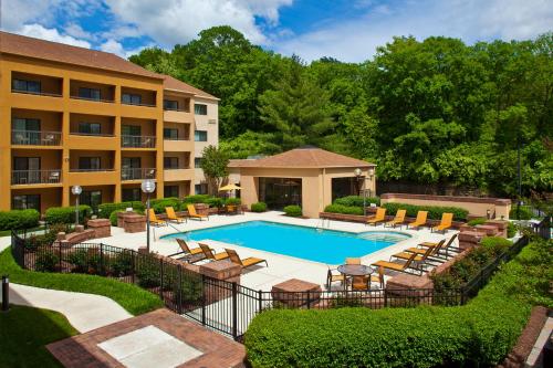 Фотография гостиницы Courtyard by Marriott Nashville Airport