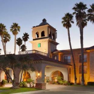 Фотографии гостиницы 
            Embassy Suites Lompoc - Central Coast