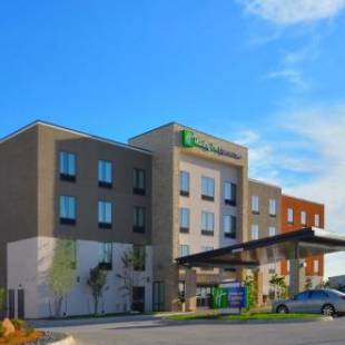 Фотографии гостиницы 
            Holiday Inn Express & Suites Oklahoma City Mid - Arpt Area, an IHG Hotel