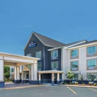 Фотографии гостиницы 
            Comfort Inn & Suites North Little Rock JFK Blvd