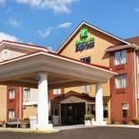 Фотография гостиницы Holiday Inn Express Hotel & Suites Knoxville-North-I-75 Exit 112, an IHG Hotel