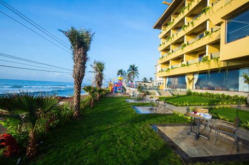 Фотографии гостиницы 
            The Bheemli Resort Visakhapatnam by AccorHotels