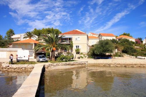 Фотография гостевого дома Apartments by the sea Lumbarda, Korcula - 9330