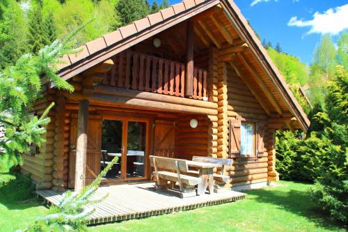 Фотография гостевого дома L'OURSBLANC Chalet en rondins