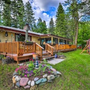 Фотография гостевого дома Flathead Lake House with Private Beach and Boat Dock!