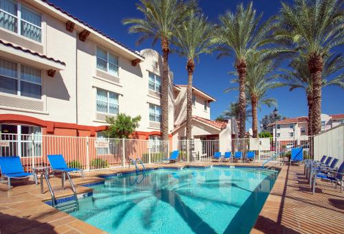 Фотография гостиницы Sonesta Simply Suites Scottsdale North