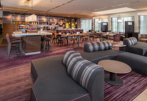Фотография гостиницы Courtyard by Marriott Fairfax Fair Oaks
