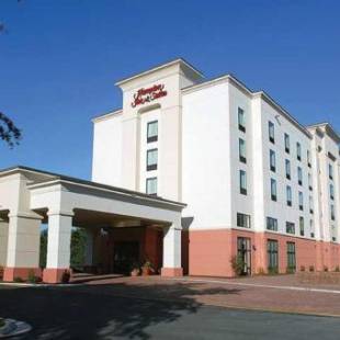 Фотографии гостиницы 
            Hampton Inn & Suites Chesapeake-Battlefield Boulevard