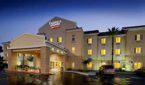 Фотография гостиницы Fairfield Inn and Suites San Bernardino