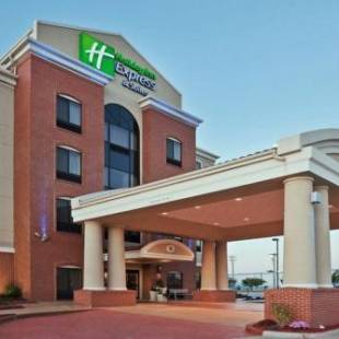 Фотографии гостиницы 
            Holiday Inn Express Greensburg, an IHG Hotel