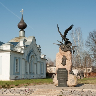 Фотография Памятник Михаилу Скопину-Шуйскому