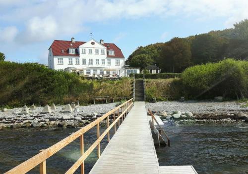 Фотографии гостиницы 
            Strandhotel Røsnæs