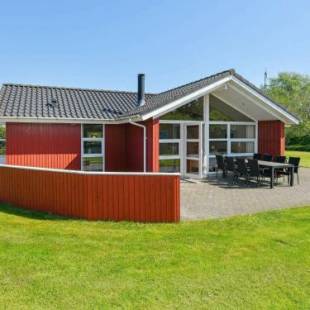 Фотографии гостевого дома
Three-Bedroom Holiday home in Oksbøl 16