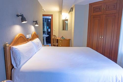 Фотография гостевого дома Hostal Alda Palencia Plaza