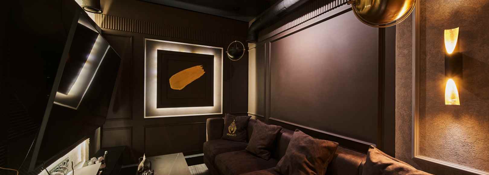 Фотография банкетного зала VIP пространства для деловых переговоров