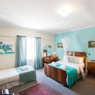 Фотографии мини отеля
Tulbagh Travelers Lodge - Cape Dutch Quarters