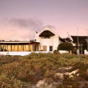 Фотография гостиницы Abalone Hotel & Villa's