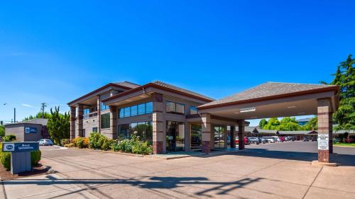 Фотографии гостиницы 
            Best Western New Oregon Motel